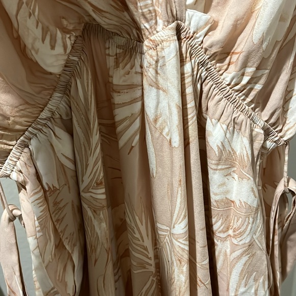 DRESS FORUM ROMPER - Picture 7 of 11